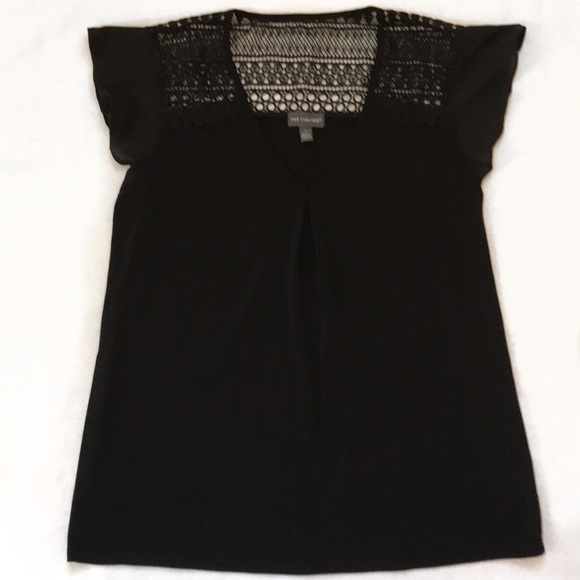 🚨CLOSET CLOSING🚨 The Limited Black Short Flutter Sleeve Blouse - Picture 6 of 8